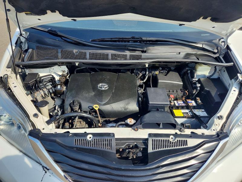 Продажа на аукционе авто 2017 Toyota Sienna, vin: 5TDZZ3DC9HS819682, номер лота: 71778966