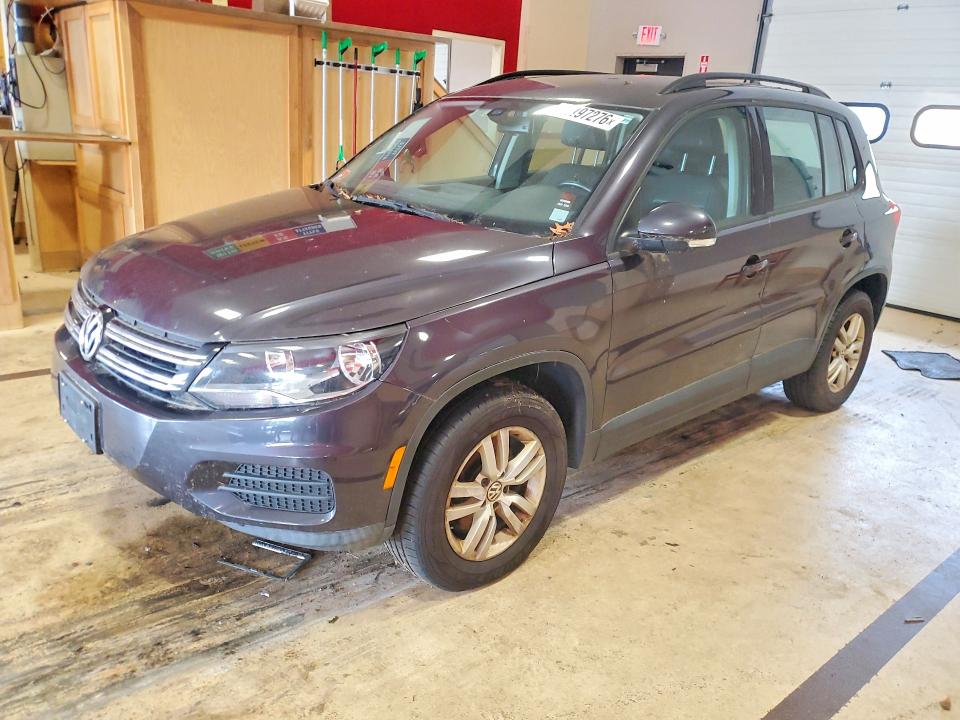 71197276 :رقم المزاد ، WVGBV7AX9GW519520 vin ، 2016 Volkswagen Tiguan مزاد بيع