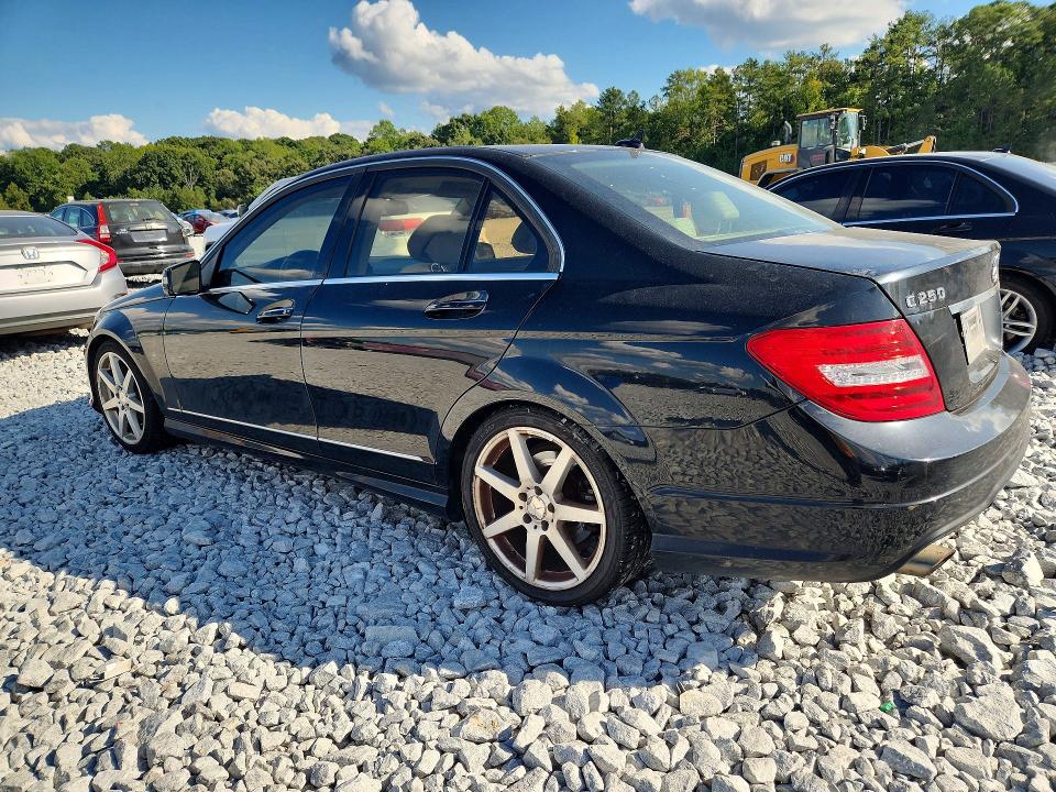 71263196 :رقم المزاد ، WDDGF4HB1DA766674 vin ، 2013 Mercedes-benz C مزاد بيع