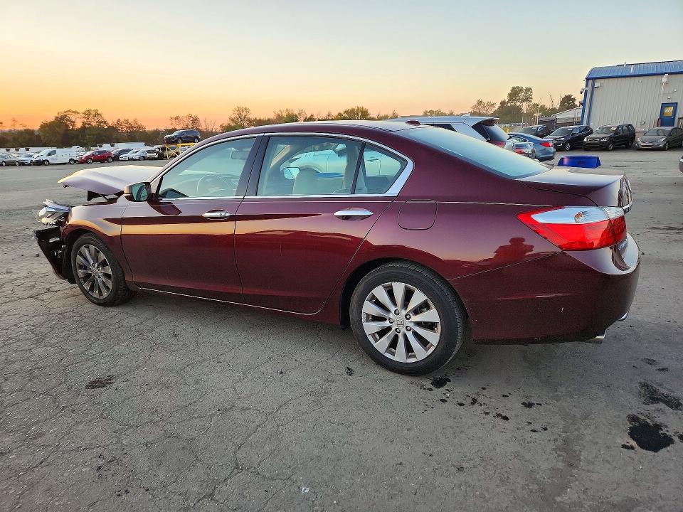 2015 Honda Accord მანქანა იყიდება აუქციონზე, vin: 1HGCR3F82FA030560, აუქციონის ნომერი: 71245856
