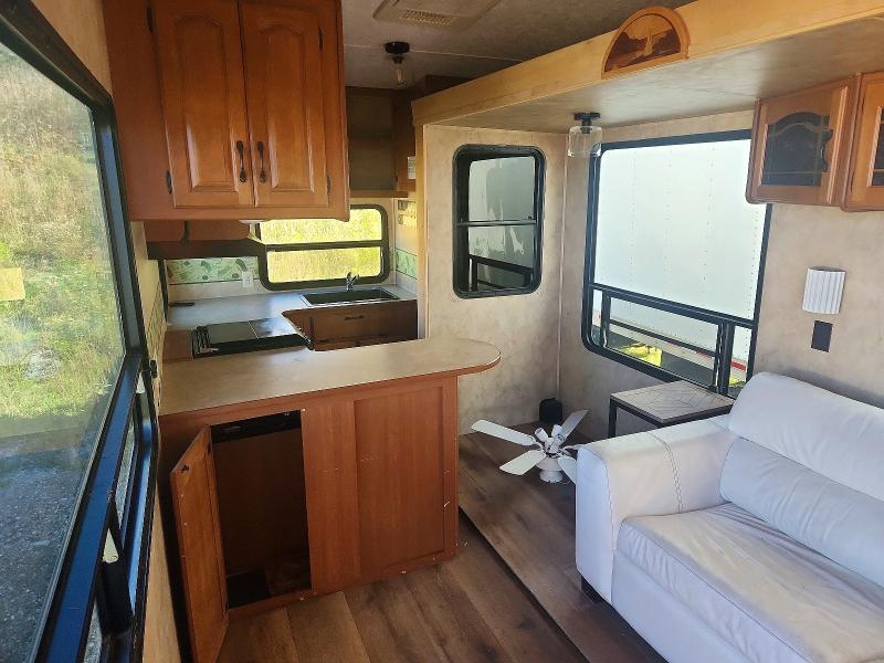 73096346 :رقم المزاد ، 4YDF307257M731841 vin ، 2007 Keystone Montana مزاد بيع