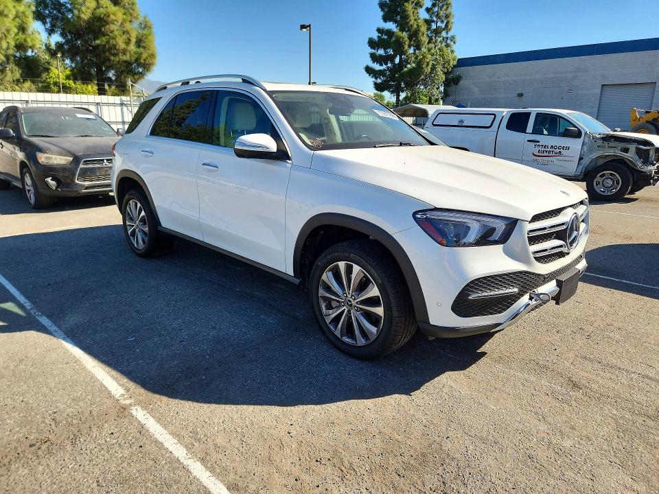 Продажа на аукционе авто 2021 Mercedes-benz Gle, vin: 4JGFB4JBXMA392525, номер лота: 71394026