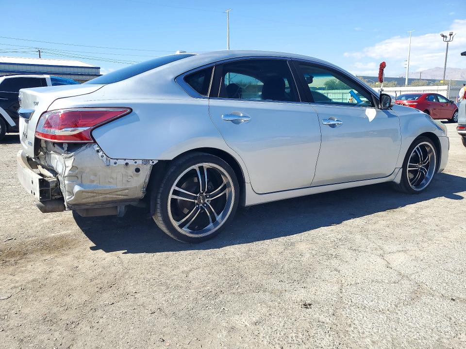 2013 Nissan Altima მანქანა იყიდება აუქციონზე, vin: 1N4AL3AP7DN491481, აუქციონის ნომერი: 71761206