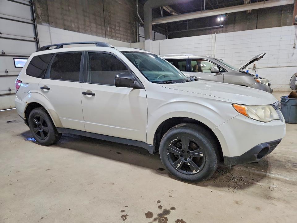 71415546 :رقم المزاد ، JF2SHBBC9BH731102 vin ، 2011 Subaru Forester مزاد بيع