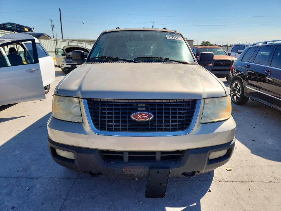 Продажа на аукционе авто 2005 Ford Expedition, vin: 1FMPU16595LA72652, номер лота: 72250726
