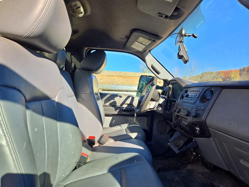 Продаж на аукціоні авто 2016 Ford F550, vin: 1FDUF5HY1GEB28165, номер лоту: 73676606
