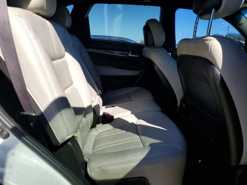 72108016 :رقم المزاد ، 5XYKW4A76FG575216 vin ، 2015 Kia Sorento مزاد بيع