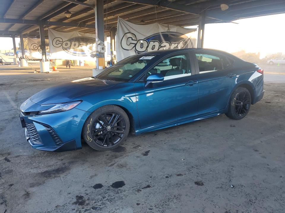 2026 Toyota Camry მანქანა იყიდება აუქციონზე, vin: 4T1DAACK9TU216973, აუქციონის ნომერი: 71495886