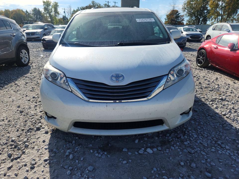 Aukcja sprzedaży 2015 Toyota Sienna, vin: 5TDYK3DC9FS549365, numer aukcji: 72476736