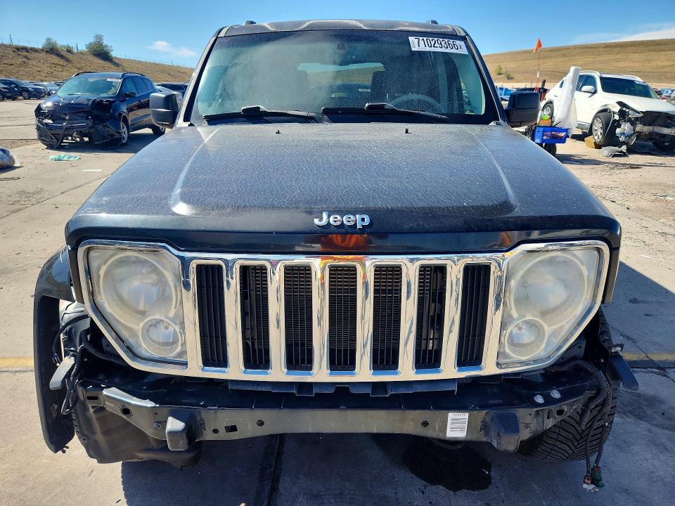 2008 Jeep Liberty მანქანა იყიდება აუქციონზე, vin: 1J8GN58K38W288147, აუქციონის ნომერი: 71029366