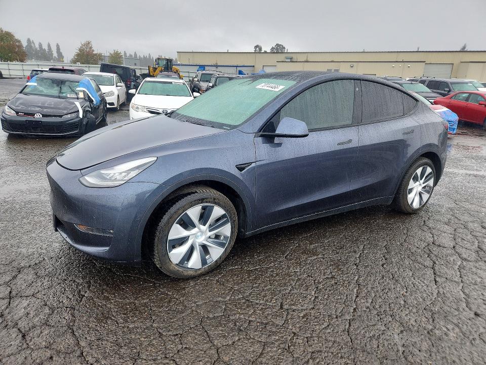 Продажа на аукционе авто 2020 Tesla Model Y, vin: 5YJYGDEFXLF023827, номер лота: 70744466