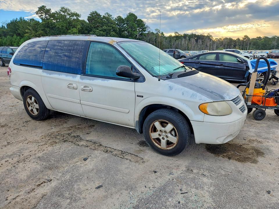 2005 Dodge Grand Caravan მანქანა იყიდება აუქციონზე, vin: 2D4GP44L35R382661, აუქციონის ნომერი: 71698426