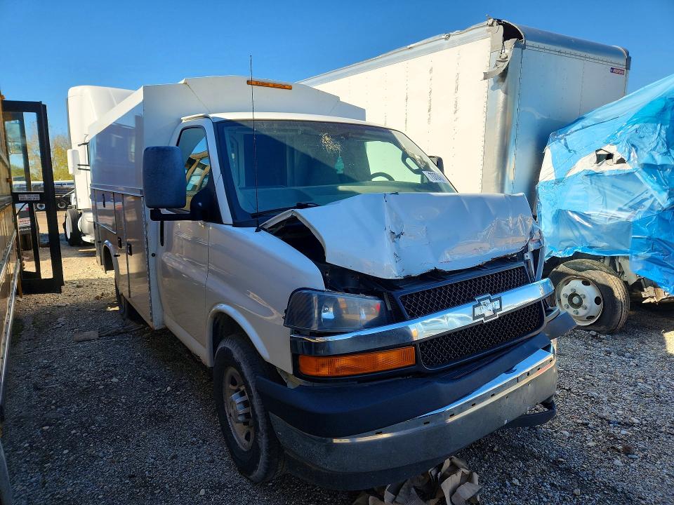 73724076 :رقم المزاد ، 1GB0GRFF0H1164855 vin ، 2017 Chevrolet Express G3500 مزاد بيع