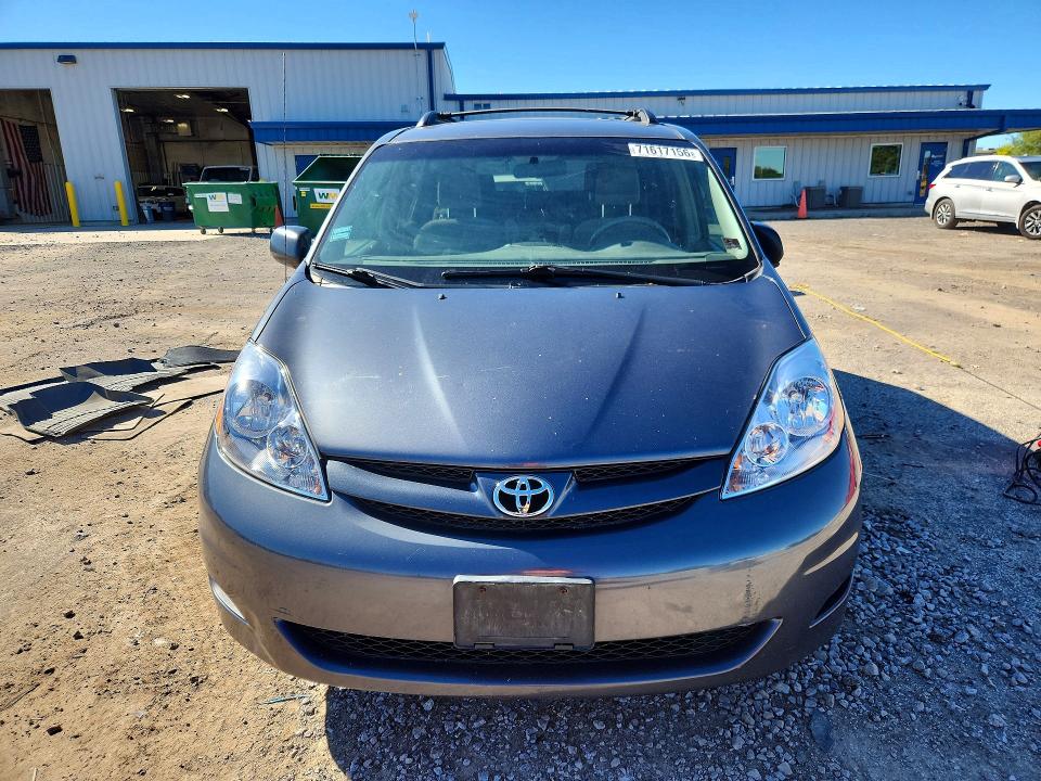 Продажа на аукционе авто 2006 Toyota Sienna, vin: 5TDBA23C96S061053, номер лота: 71617156