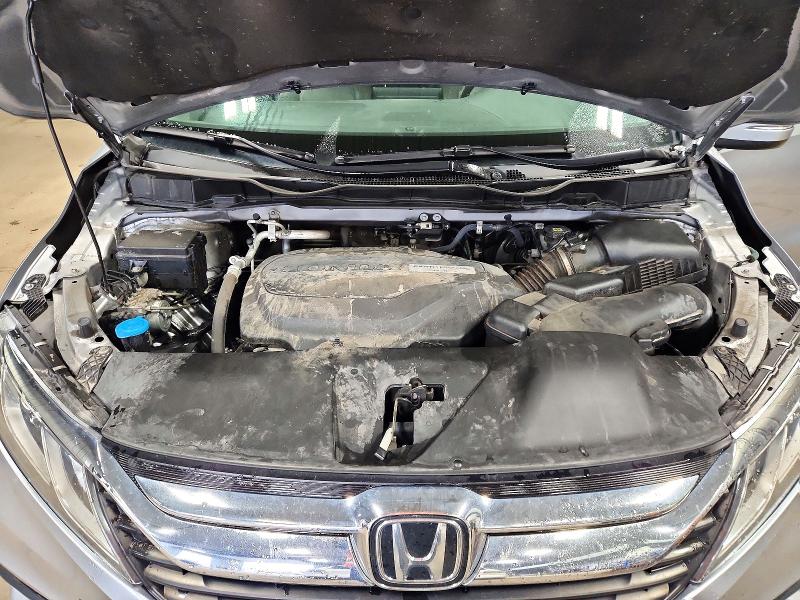 Продажа на аукционе авто 2018 Honda Odyssey, vin: 5FNRL6H77JB083092, номер лота: 73465546