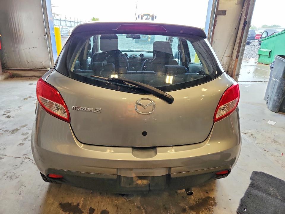 2013 Mazda Mazda 2 მანქანა იყიდება აუქციონზე, vin: JM1DE1LY7D0158156, აუქციონის ნომერი: 71204666