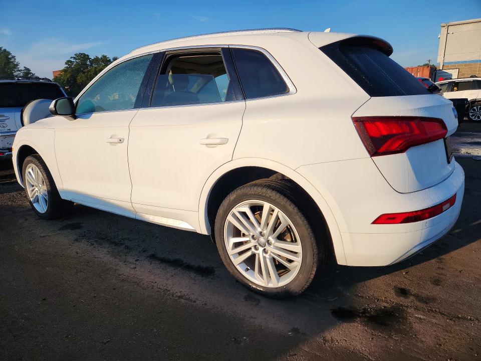 70491556 :رقم المزاد ، WA1CNBFY8J2099156 vin ، 2018 Audi Q5 مزاد بيع