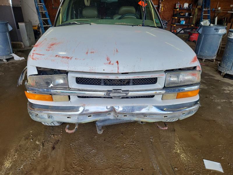 70841306 :رقم المزاد ، 1GNDT13W1W2143493 vin ، 1998 Chevrolet Blazer مزاد بيع