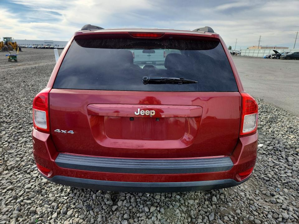 71397896 :رقم المزاد ، 1J4NF1FB0BD168830 vin ، 2011 Jeep Compass مزاد بيع
