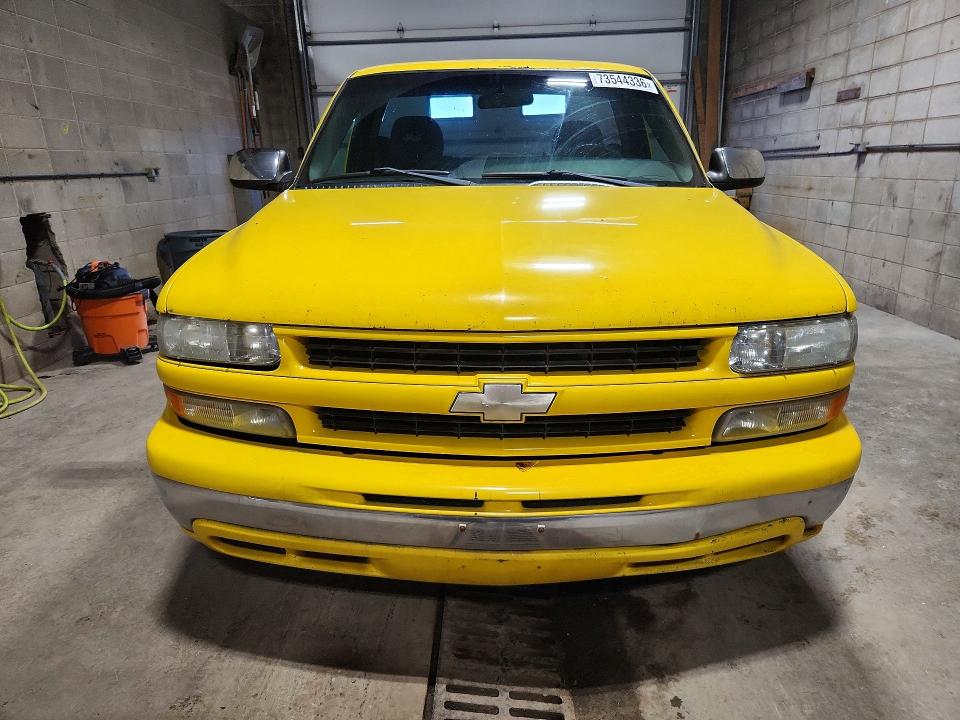 73544336 :رقم المزاد ، 1GCEC14V41Z290863 vin ، 2001 Chevrolet Silverado مزاد بيع