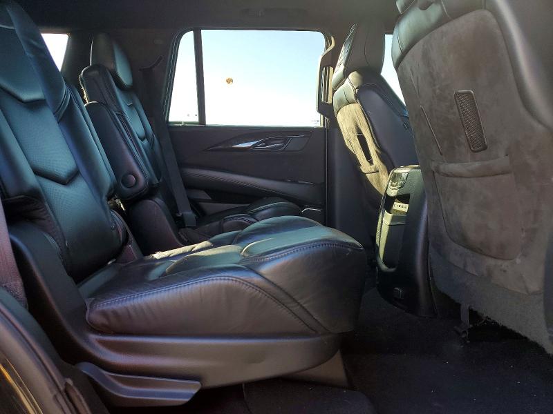 2018 Cadillac Escalade მანქანა იყიდება აუქციონზე, vin: 1GYS4DKJ3JR105195, აუქციონის ნომერი: 72908746