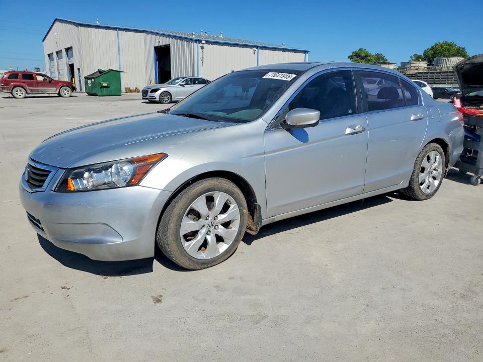 Aukcja sprzedaży 2008 Honda Accord, vin: 1HGCP26848A015951, numer aukcji: 71641946