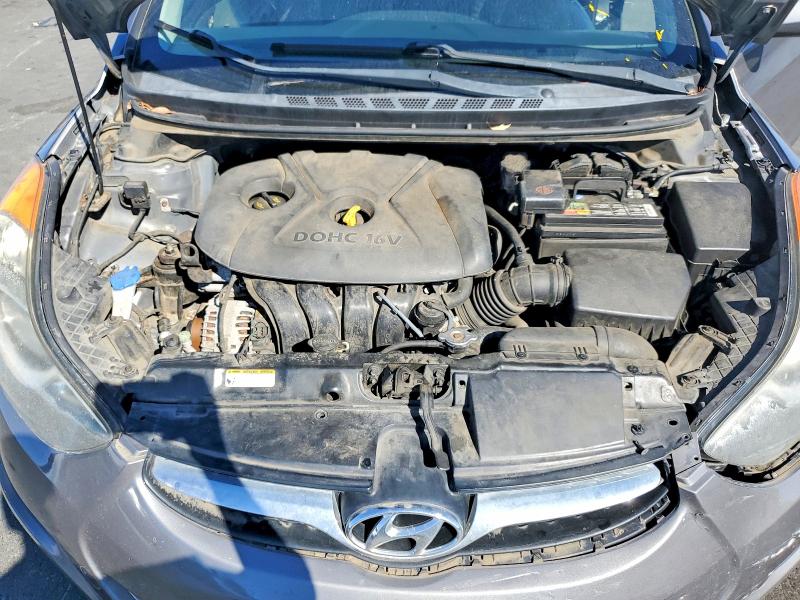 70528286 :رقم المزاد ، 5NPDH4AE1CH078032 vin ، 2012 Hyundai Elantra مزاد بيع