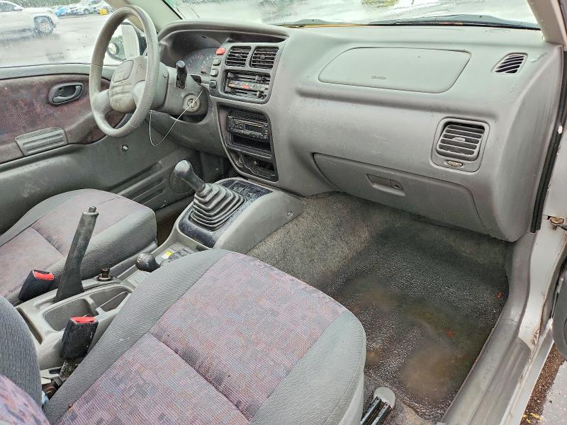 1999 Chevrolet Tracker მანქანა იყიდება აუქციონზე, vin: 2CNBJ186XX6915553, აუქციონის ნომერი: 72111346