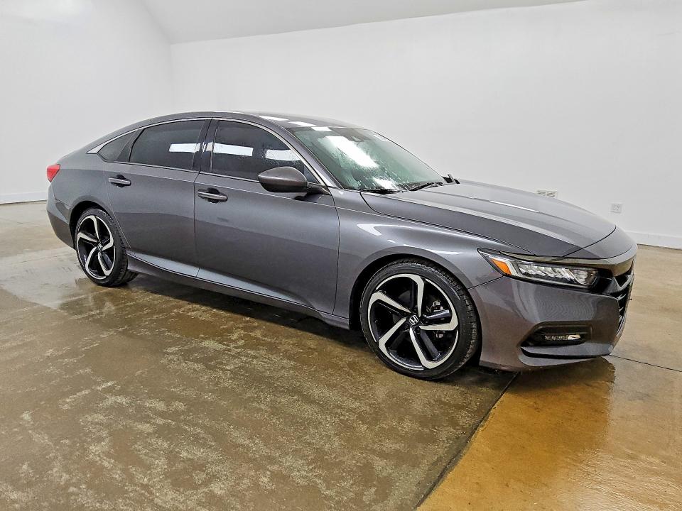 71643036 :رقم المزاد ، 1HGCV1F31LA104731 vin ، 2020 Honda Accord مزاد بيع