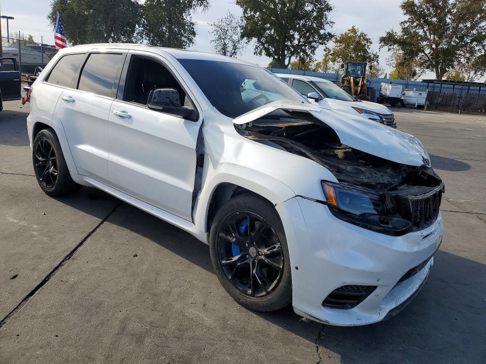 71046266 :رقم المزاد ، 1C4RJFDJ2KC568228 vin ، 2019 Jeep Grand Cherokee مزاد بيع