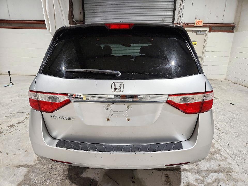 72879626 :رقم المزاد ، 5FNRL5H66DB086636 vin ، 2013 Honda Odyssey مزاد بيع