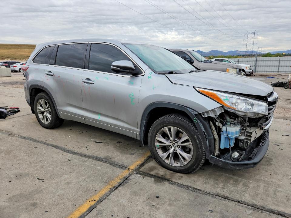 71073086 :رقم المزاد ، 5TDBKRFH7GS226774 vin ، 2016 Toyota Highlander مزاد بيع