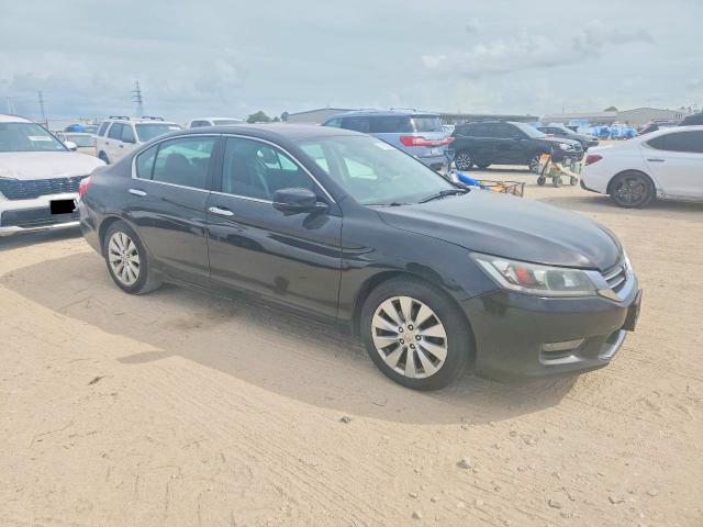 Продаж на аукціоні авто 2015 Honda Accord, vin: 1HGCR2F77FA153885, номер лоту: 71239646