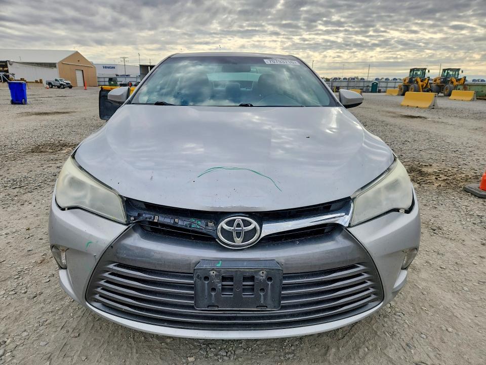 Aukcja sprzedaży 2016 Toyota Camry, vin: 4T4BF1FK7GR557501, numer aukcji: 70793716