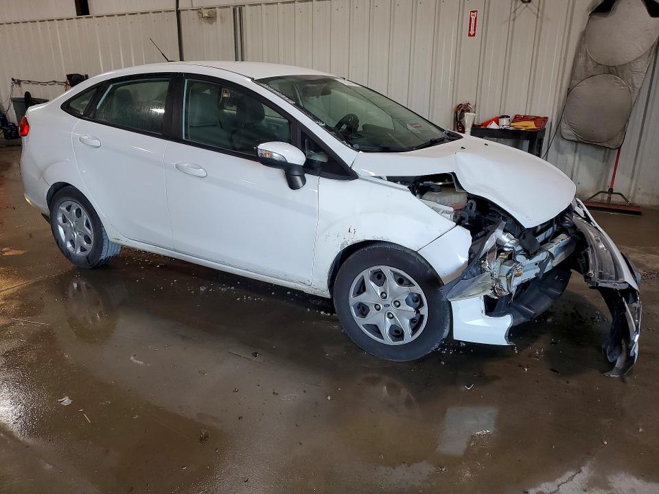 2013 Ford Fiesta მანქანა იყიდება აუქციონზე, vin: 3FADP4BJXDM103431, აუქციონის ნომერი: 71882856