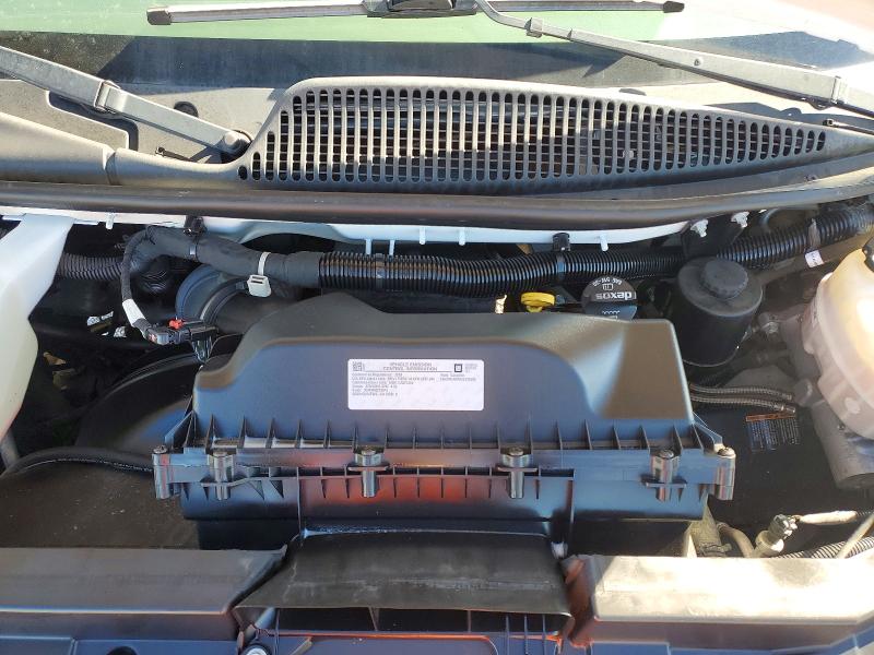 72610966 :رقم المزاد ، 1GCWGAFP9J1339898 vin ، 2018 Chevrolet Express G2500 مزاد بيع