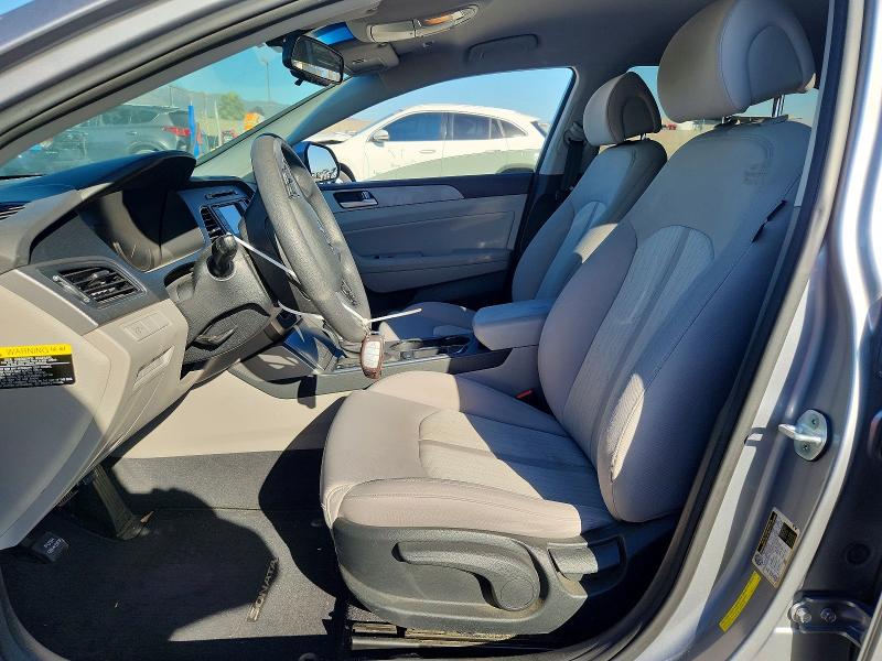 2016 Hyundai Sonata Hybrid მანქანა იყიდება აუქციონზე, vin: KMHE24L19GA013938, აუქციონის ნომერი: 71564966