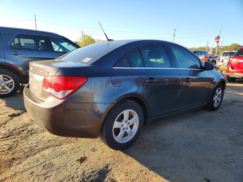 71381946 :رقم المزاد ، 1G1PC5SB5E7401374 vin ، 2014 Chevrolet Cruze مزاد بيع