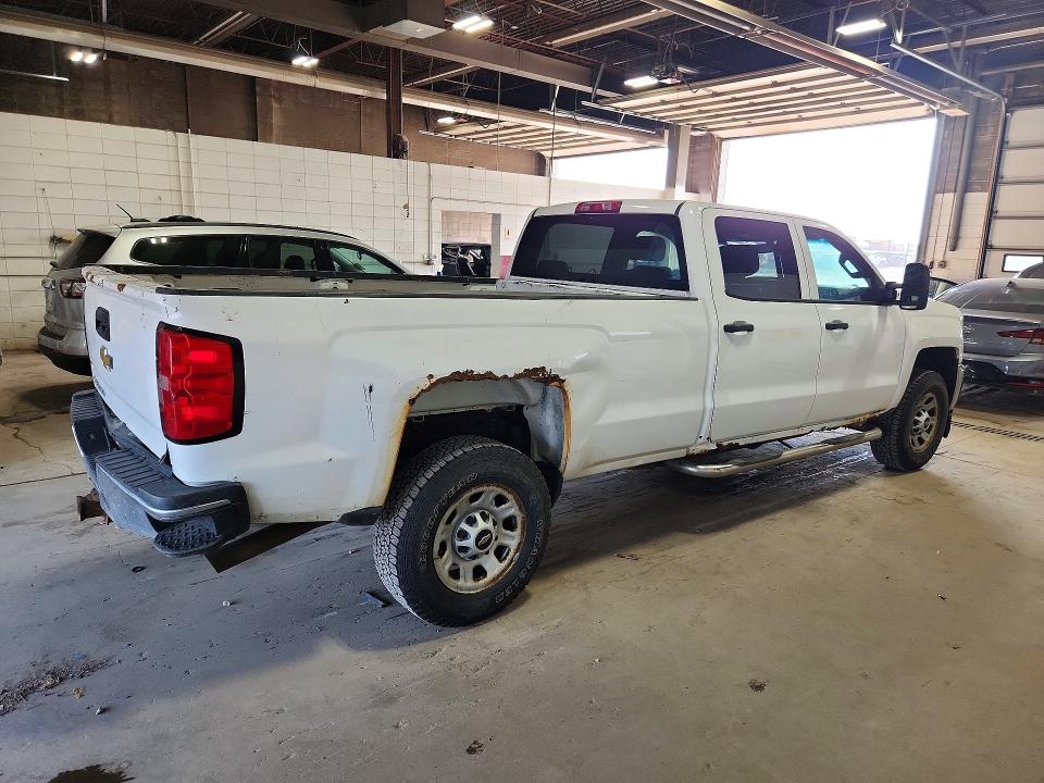 72833126 :رقم المزاد ، 1GC4KYCG2FF154590 vin ، 2015 Chevrolet Silverado مزاد بيع