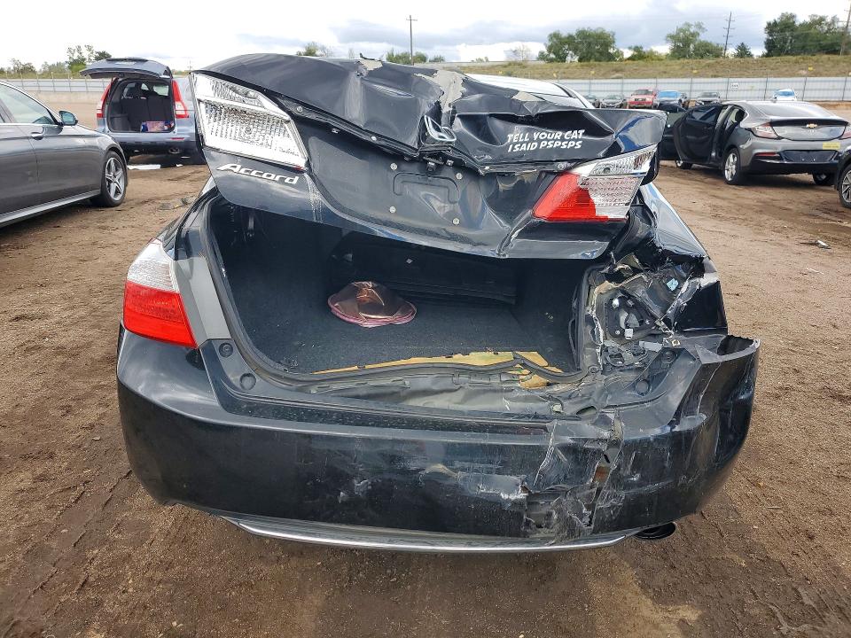 2013 Honda Accord მანქანა იყიდება აუქციონზე, vin: 1HGCR2F31DA041688, აუქციონის ნომერი: 71223056