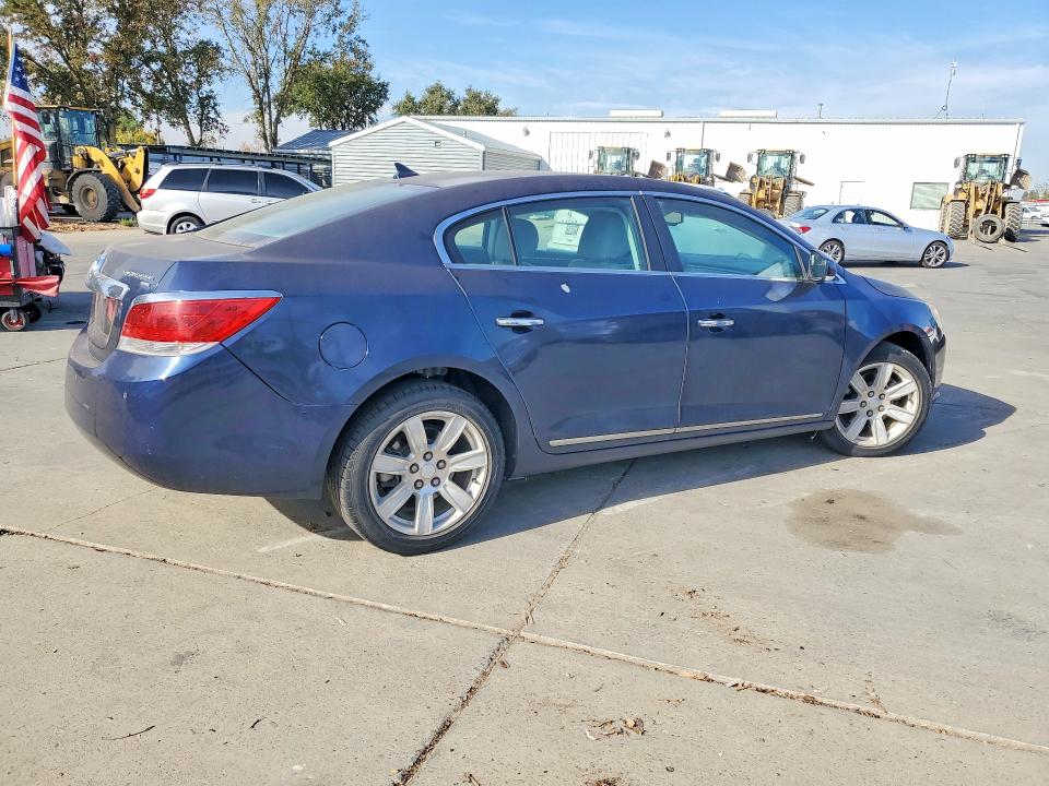 2010 Buick Lacrosse მანქანა იყიდება აუქციონზე, vin: 1G4GD5GG9AF249104, აუქციონის ნომერი: 71676106