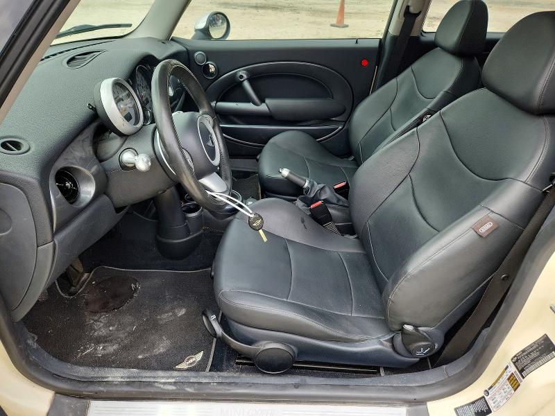 2005 Mini Cooper მანქანა იყიდება აუქციონზე, vin: WMWRC33425TC56323, აუქციონის ნომერი: 71246986