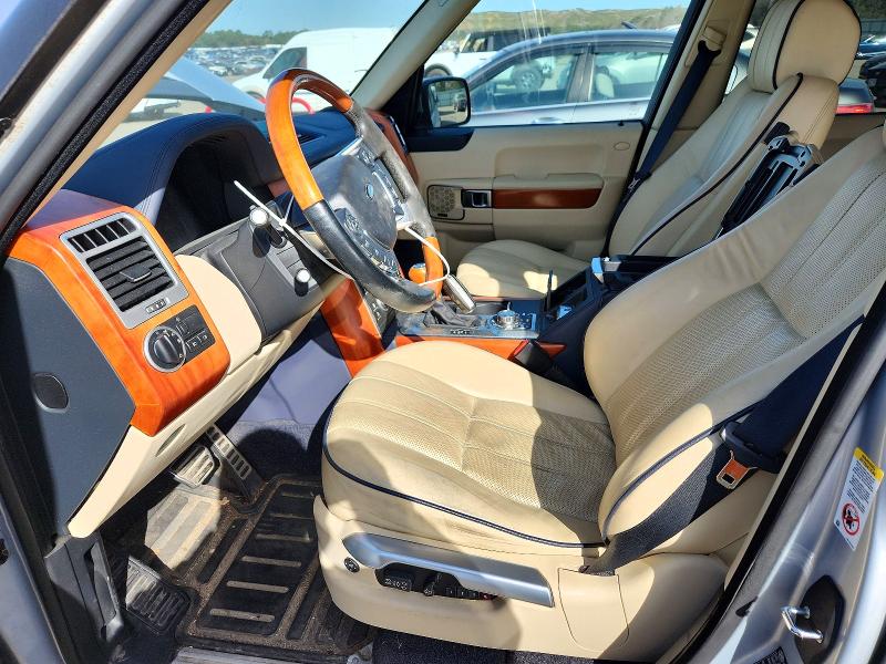 72304186 :رقم المزاد ، SALMF1E49AA313389 vin ، 2010 Land Rover Range Rover مزاد بيع