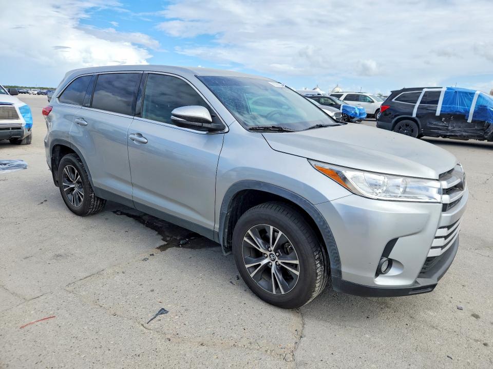 Продаж на аукціоні авто 2019 Toyota Highlander, vin: 5TDZZRFH1KS339462, номер лоту: 70796206