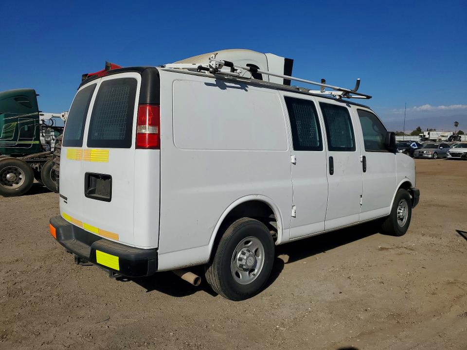 Продаж на аукціоні авто 2015 Chevrolet Express G2500, vin: 1GCWGFCF4F1229468, номер лоту: 70664606