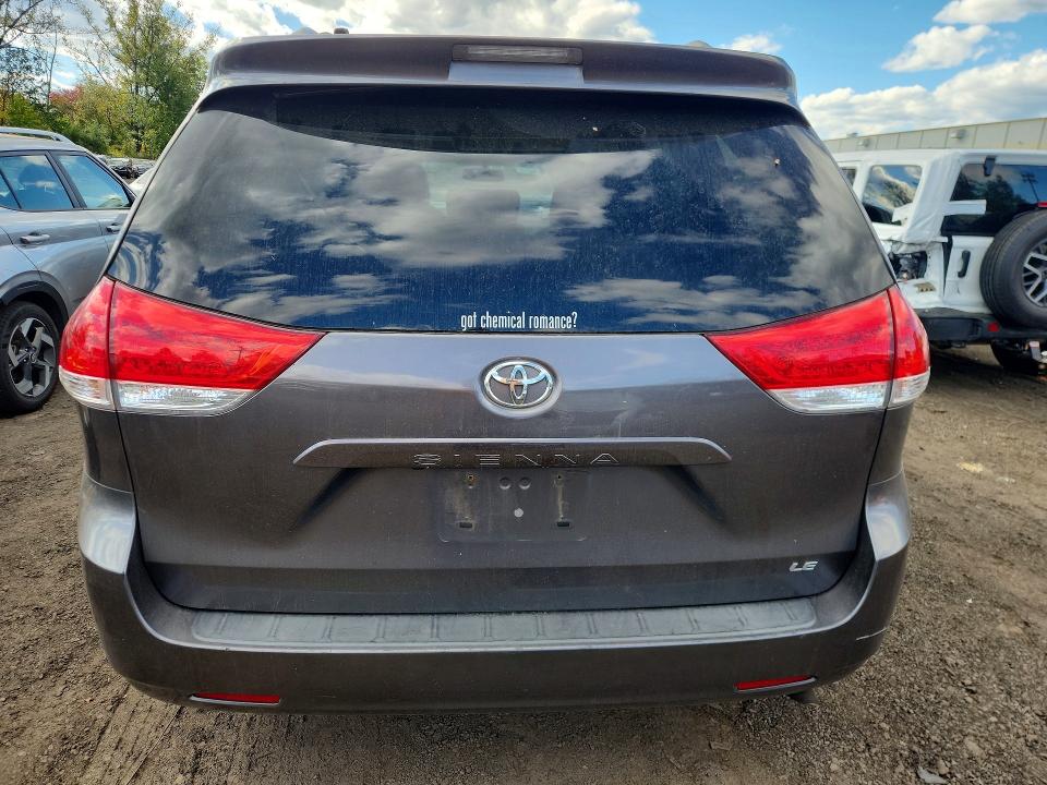 Продажа на аукционе авто 2014 Toyota Sienna, vin: 5TDKK3DC4ES459741, номер лота: 71389956
