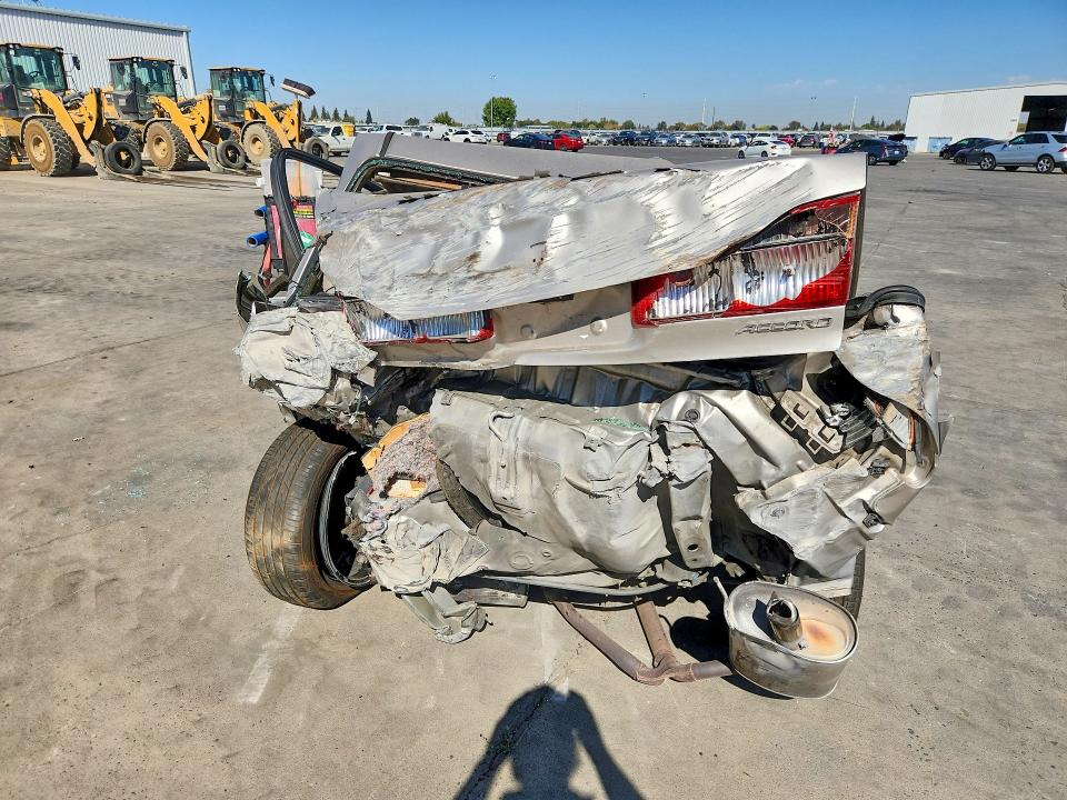 71023236 :رقم المزاد ، 1HGCG1655XA015813 vin ، 1999 Honda Accord مزاد بيع