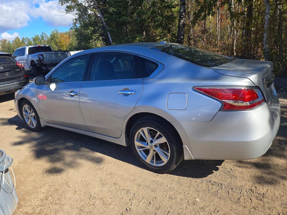 Продажа на аукционе авто 2015 Nissan Altima, vin: 1N4AL3APXFN386582, номер лота: 71051216