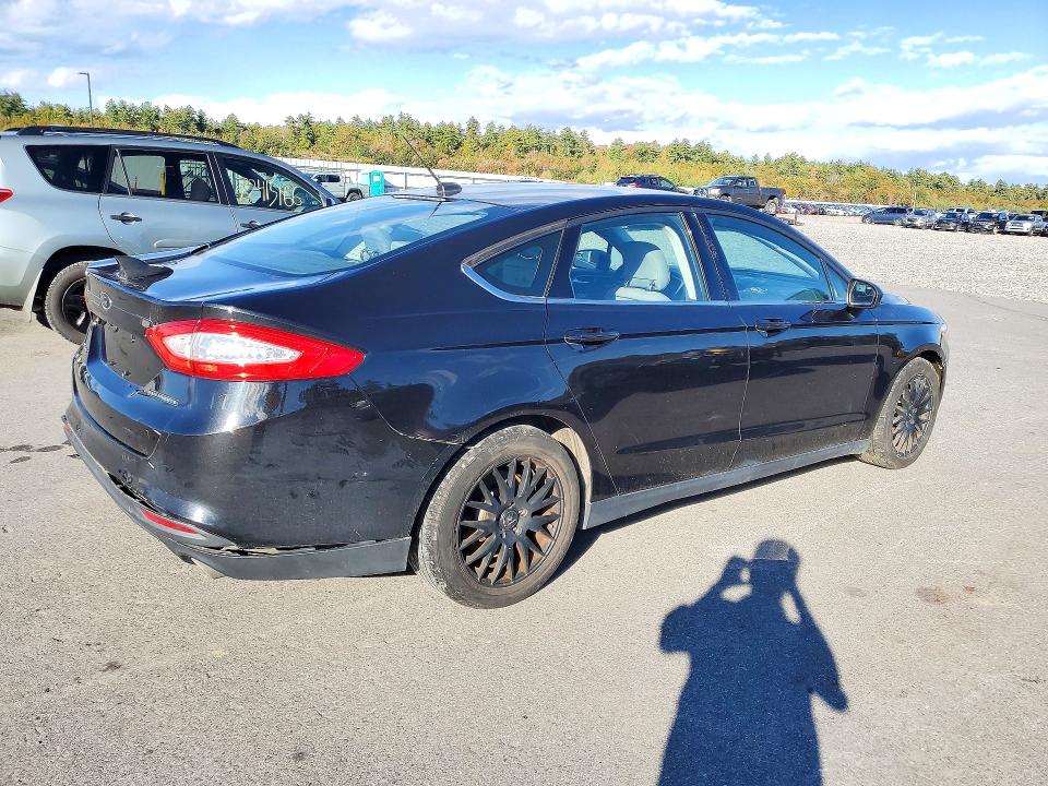 Продажа на аукционе авто 2015 Ford Fusion, vin: 1FA6P0G78F5104651, номер лота: 72414076