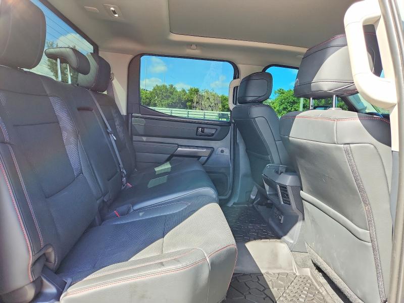 Продажа на аукционе авто 2022 Toyota Tundra, vin: 5TFPC5DB7NX011428, номер лота: 71901816